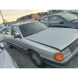 audi 100 berlina (443) del año 1990