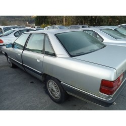 audi 100 berlina (443) del año 1990