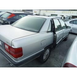 audi 100 berlina (443) del año 1990