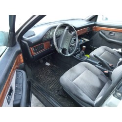 audi 100 berlina (443) del año 1990
