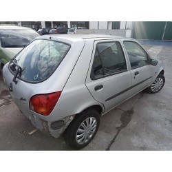 ford fiesta berlina del año 1997