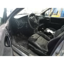 opel vectra b berlina del año 1999