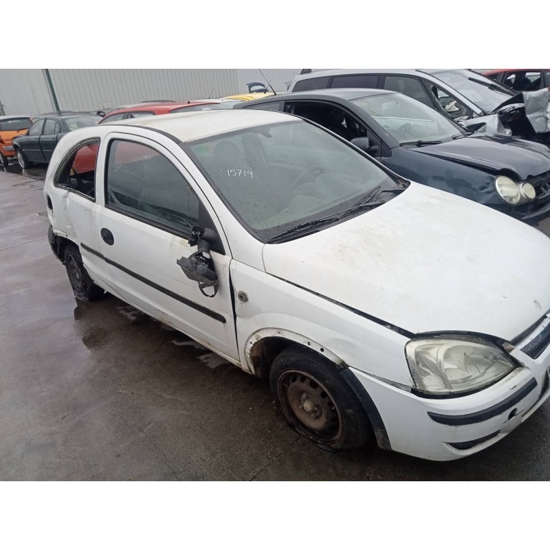 opel corsa c del año 2001