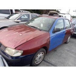 seat cordoba berlina (6k2) del año 2001