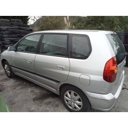 mitsubishi space star (dg0) del año 2003