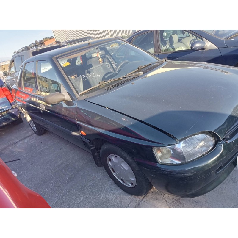 ford escort berlina/turnier del año 1995