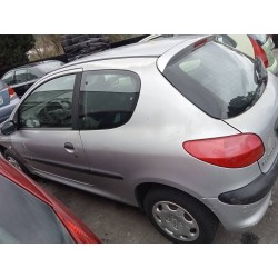 peugeot 206 berlina del año 1999