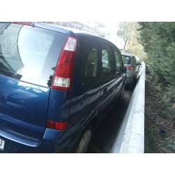 opel meriva del año 2004