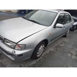 nissan almera (n15) del año 1999