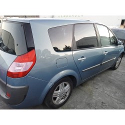 renault scenic ii del año 2004