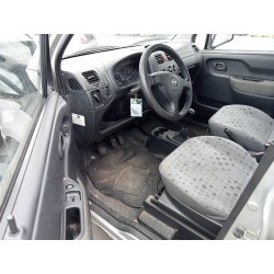 opel agila del año 2003