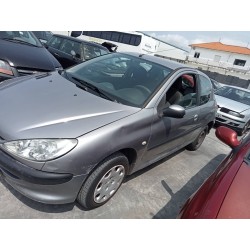 peugeot 206 berlina del año 2005