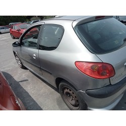 peugeot 206 berlina del año 2005