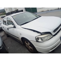opel astra g berlina del año 2001