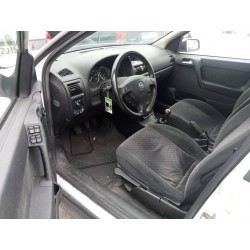 opel astra g berlina del año 2001