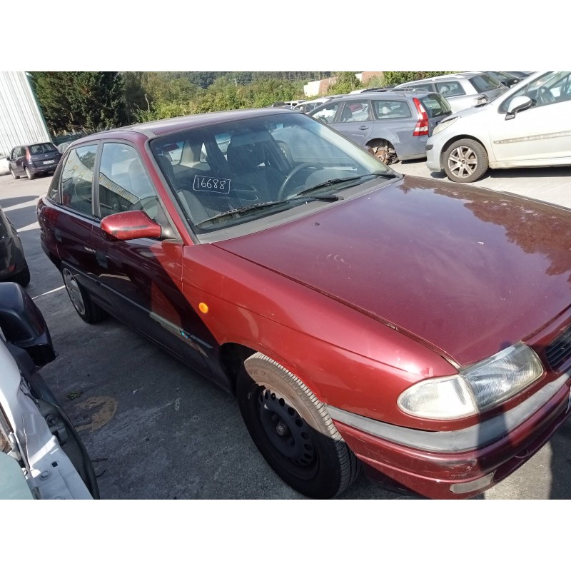 opel astra f berlina del año 1997