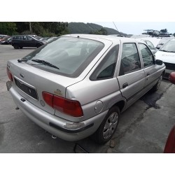 ford escort berl./turnier del año 1999