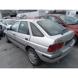 ford escort berl./turnier del año 1999