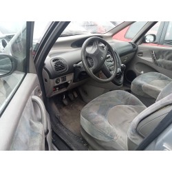 citroen xsara picasso del año 1950