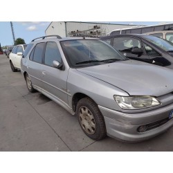 peugeot 306 break del año 2001