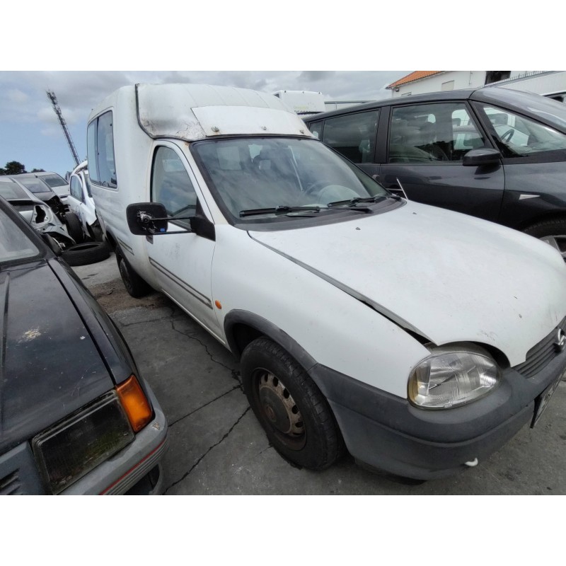 opel combo (corsa b) del año 2001