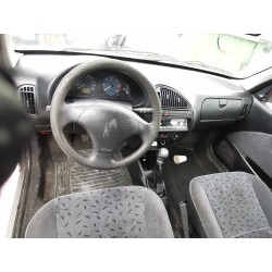 citroen saxo del año 2001