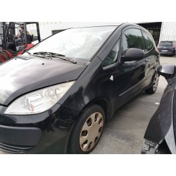 mitsubishi colt berlina 5 (z30a) del año 2005