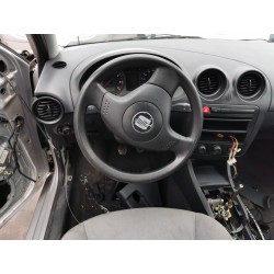 seat ibiza (6l1) del año 2002