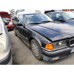 bmw serie 3 berlina (e36) del año 2000