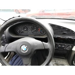 bmw serie 3 berlina (e36) del año 2000