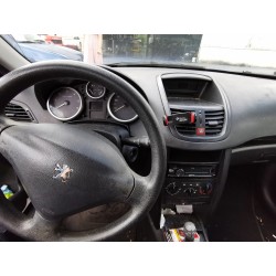 peugeot 207 del año 2008
