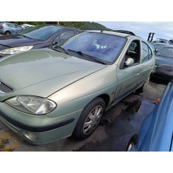 renault megane i fase 2 berlina (ba0) del año 2001