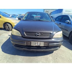opel astra g berlina del año 2001