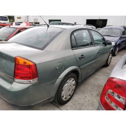 opel vectra c berlina del año 2003