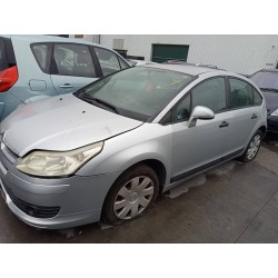 citroen c4 berlina del año 2004