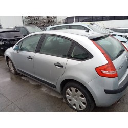 citroen c4 berlina del año 2004