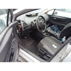 citroen c4 berlina del año 2004