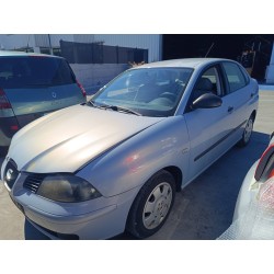 seat cordoba berlina (6l2) del año 2003