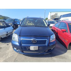 toyota avensis berlina (t25) del año 2004