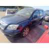 toyota avensis berlina (t25) del año 2004