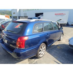 toyota avensis berlina (t25) del año 2004