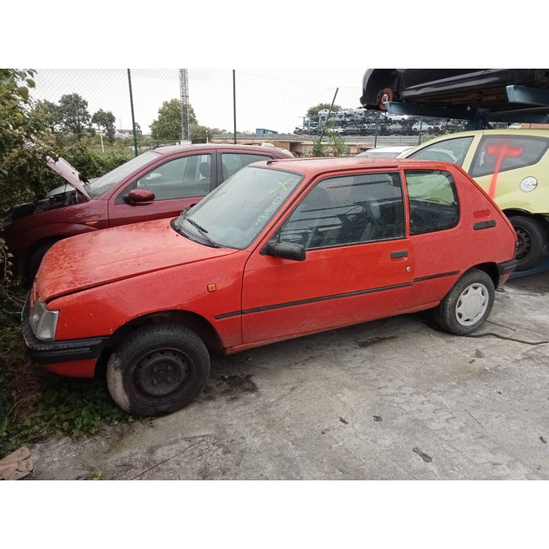 peugeot 205 berlina del año 1997