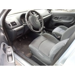 renault clio ii fase i (b/cbo) del año 2002