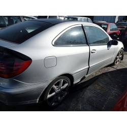 mercedes clase c (w203) sportcoupe del año 2001