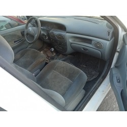 renault megane i classic (la0) del año 1996