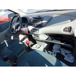 nissan almera tino (v10m) del año 2000