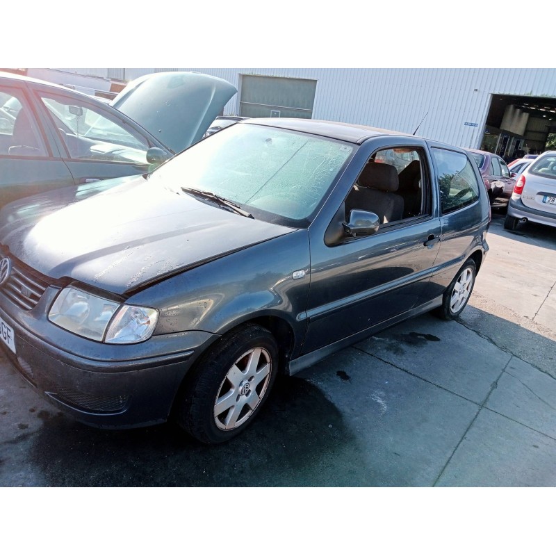 volkswagen polo berlina (6n2) del año 2001