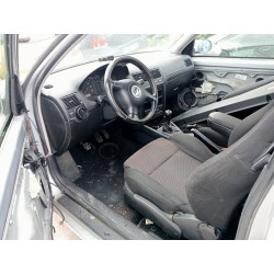 volkswagen golf iv berlina (1j1) del año 2001