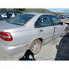 volvo s40 berlina del año 1998