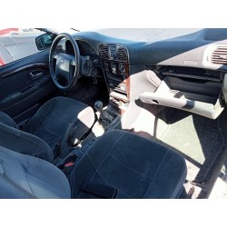 volvo s40 berlina del año 1998